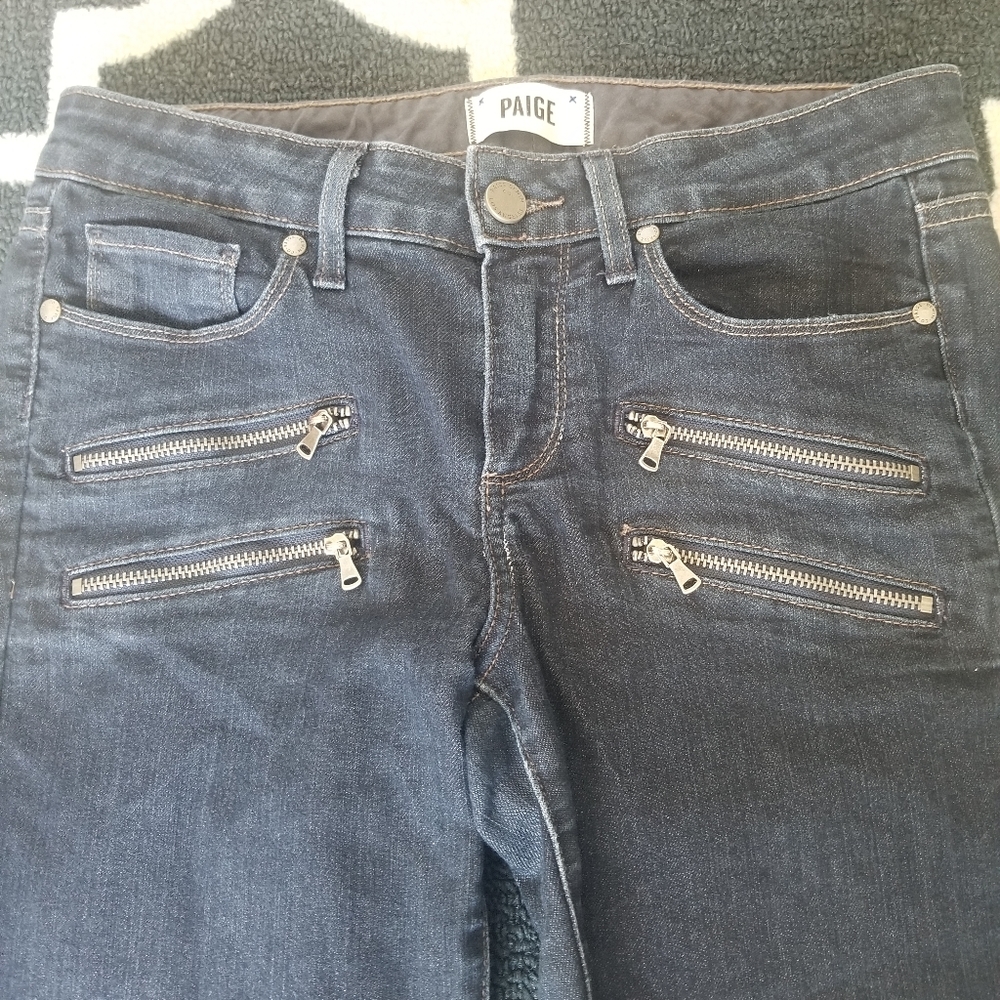 Jeans - Picture 2 of 5